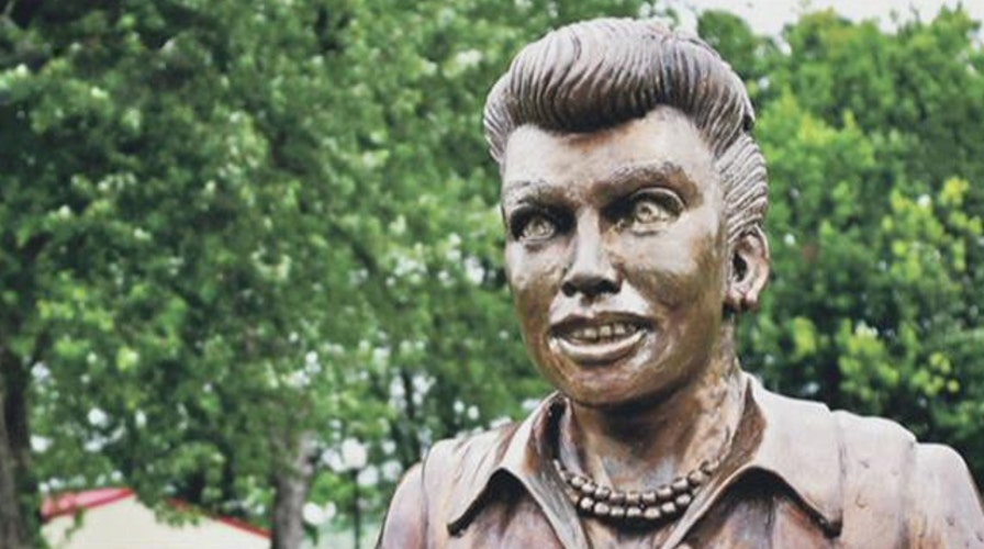 Mayor rejects artist's offer to fix 'scary' Lucy statue