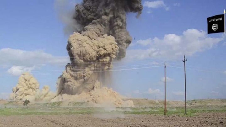 Video shows ISIS destroying ancient Iraqi city