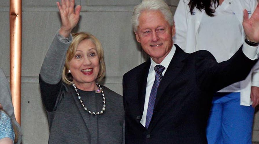 'Outnumbered Overtime': Hillary Clinton's van