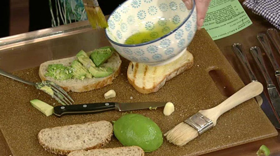 Cooking with 'Friends': Doocy Avocado Toast