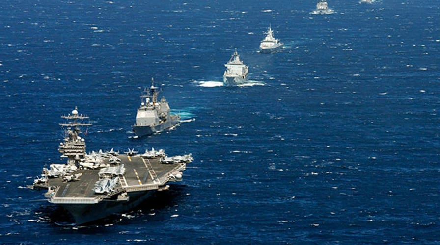 Expert: US warships off Yemen will serve 'triple purpose'