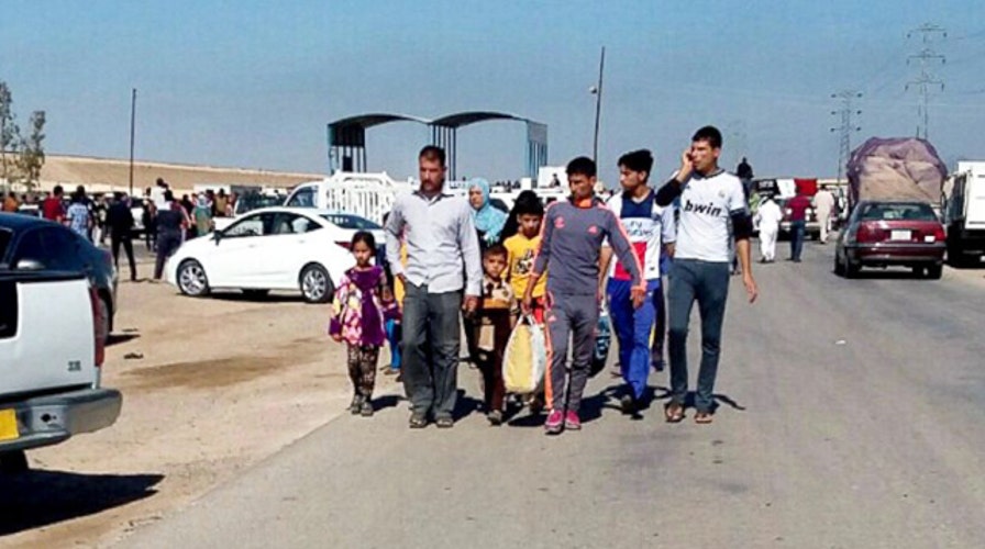 Iraqis fleeing ISIS violence in Baghdad