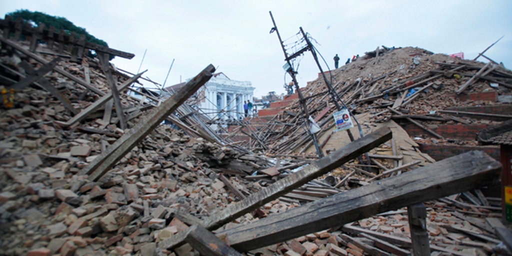 Death Toll Rises To Over 1,100 In Nepal Earthquake | Fox News Video