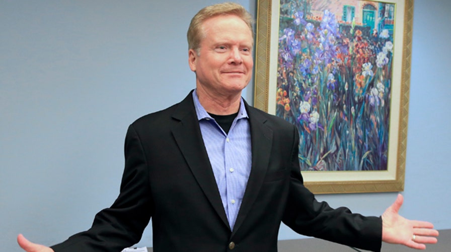 Is Democrat Jim Webb an alternative to Hillary Clinton? 