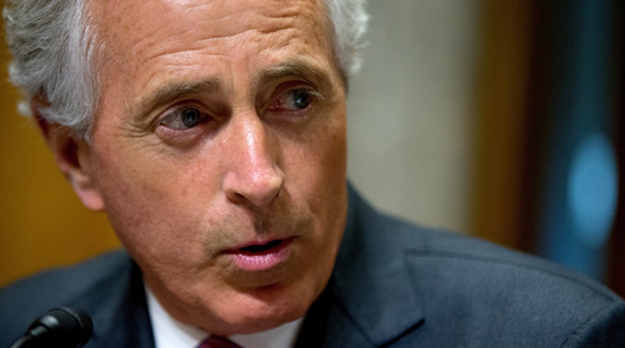 Senate backtracks on tough Iran nuclear review bill 