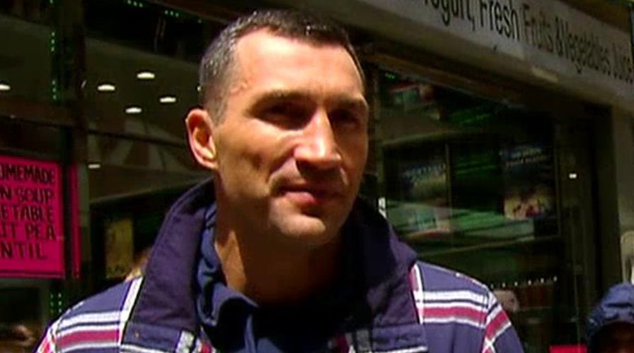 Brian Kilmeade takes a stroll with Wladimir Klitschko
