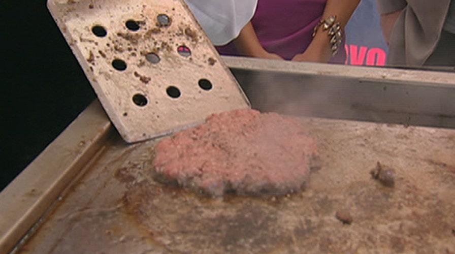 After the Show Show: Grilling the perfect burger