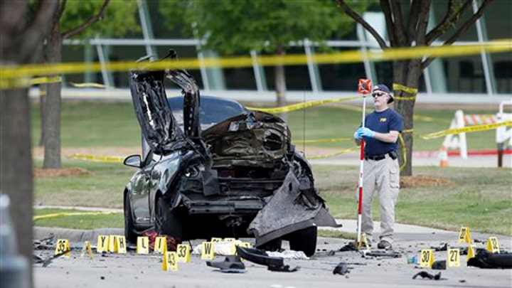 How did Texas shooters fall through the cracks?