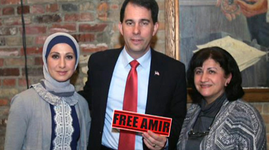 Scott Walker meets with imprisoned Marine's family