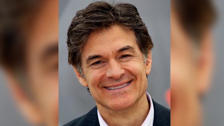 Dr. Oz lends a hand