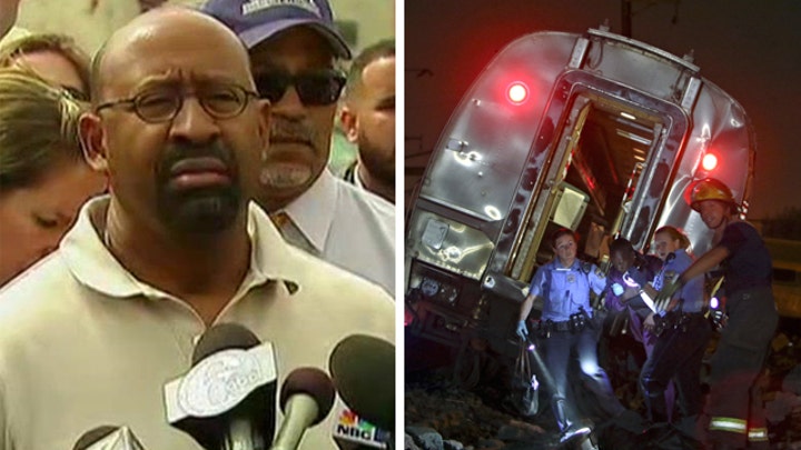 Philadelphia mayor, NTSB address media on Amtrak crash
