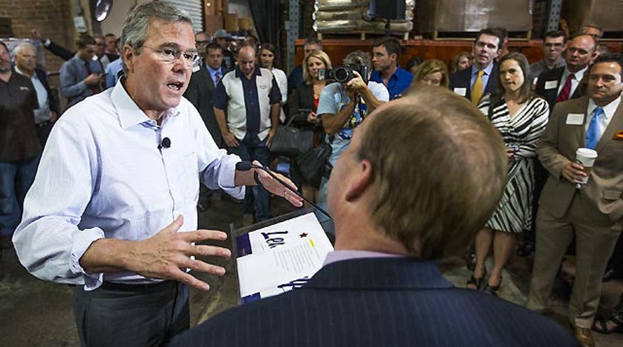 Jeb Bush clarifies position on Iraq War at town hall event