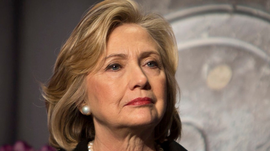 Hillary Clinton's economic plan backfires