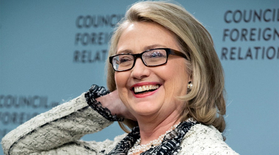 Are women's magazines biased in favor of Hillary Clinton?