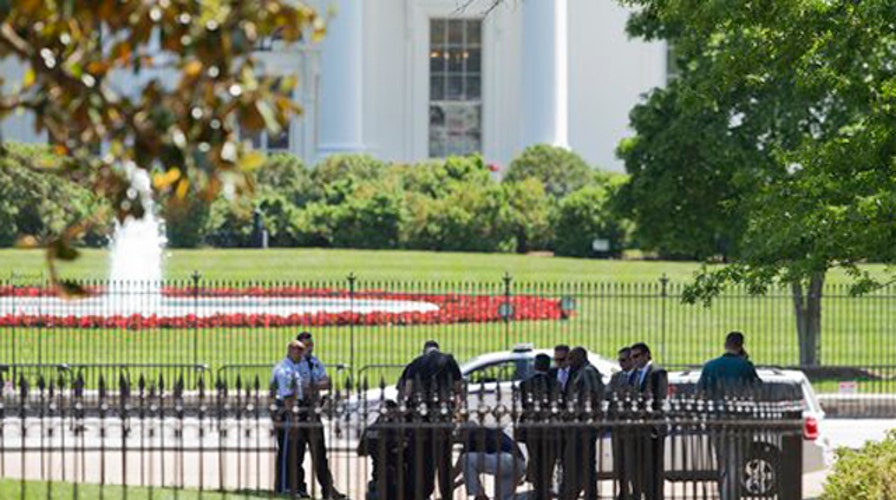 White House fence measured for new spikes