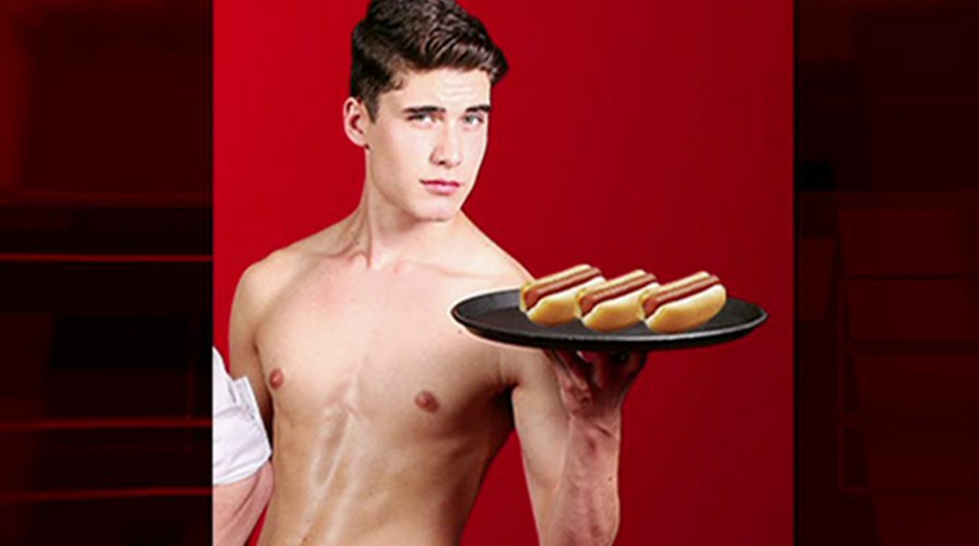 Hooters-style restaurant features flexing male waiters