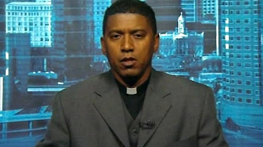 Black pastor: Why I called Sharpton a pimp