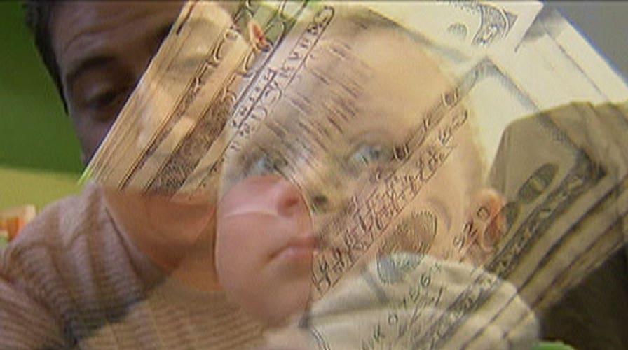 Americans spend more on Mom than Dad?