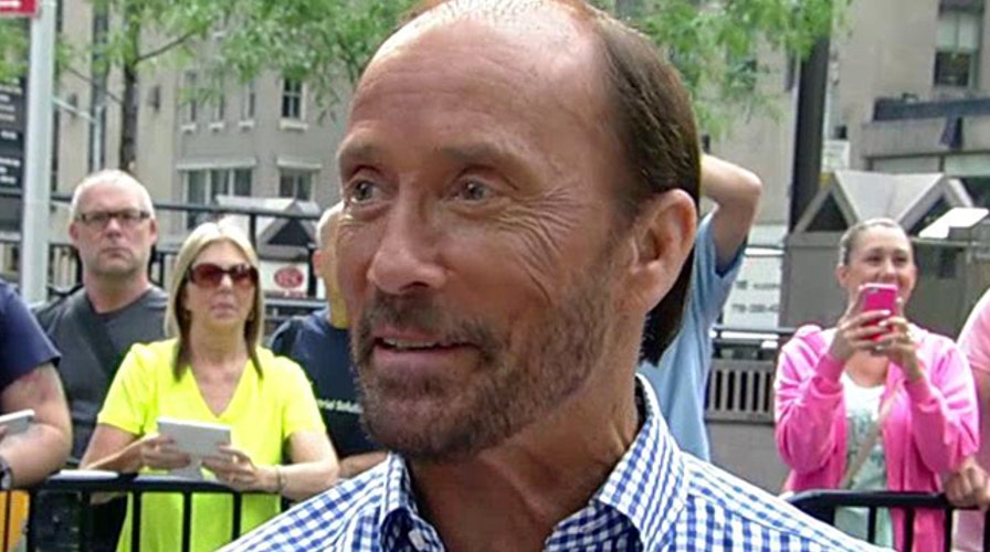 Cooking with 'Friends': Lee Greenwood's American breakfast