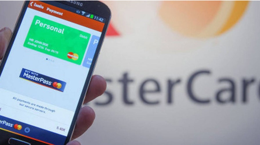 MasterCard to try face scanning to approve online purchases