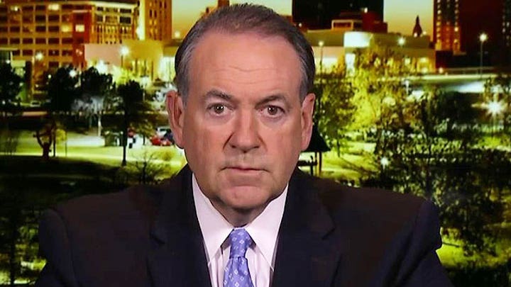 Huckabee would deny federal funding to sanctuary cities