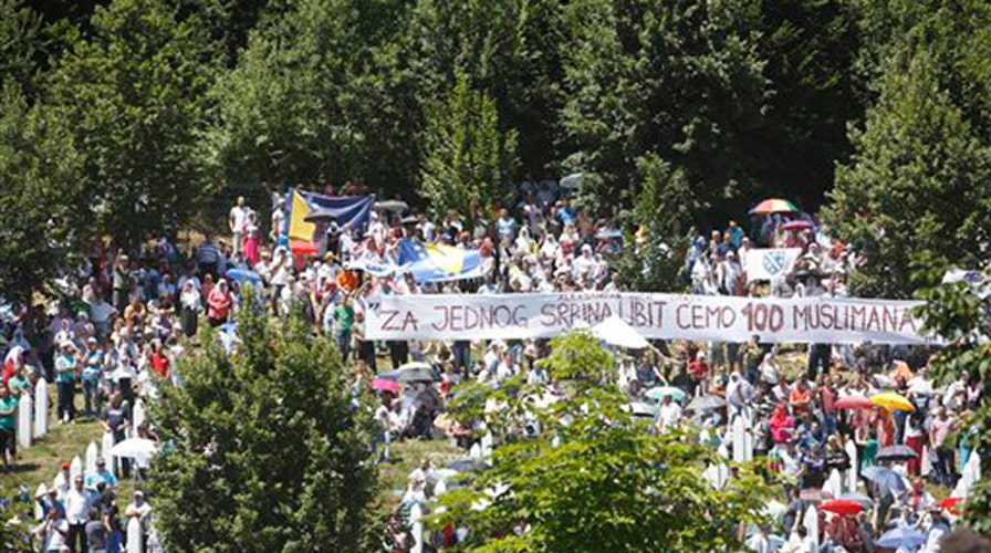 Large crowds mark 20th anniversary of Srebrenica massacre 