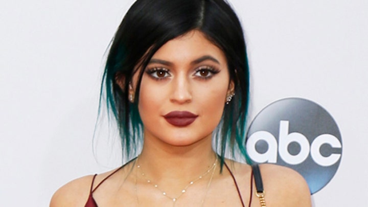 Kylie slammed for appropriating African-American culture
