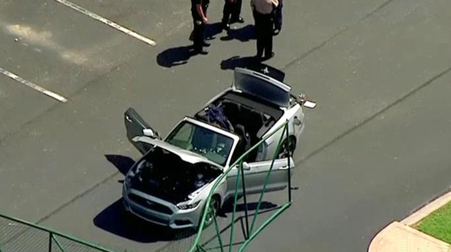 Investigators secure Chattanooga gunman's vehicle