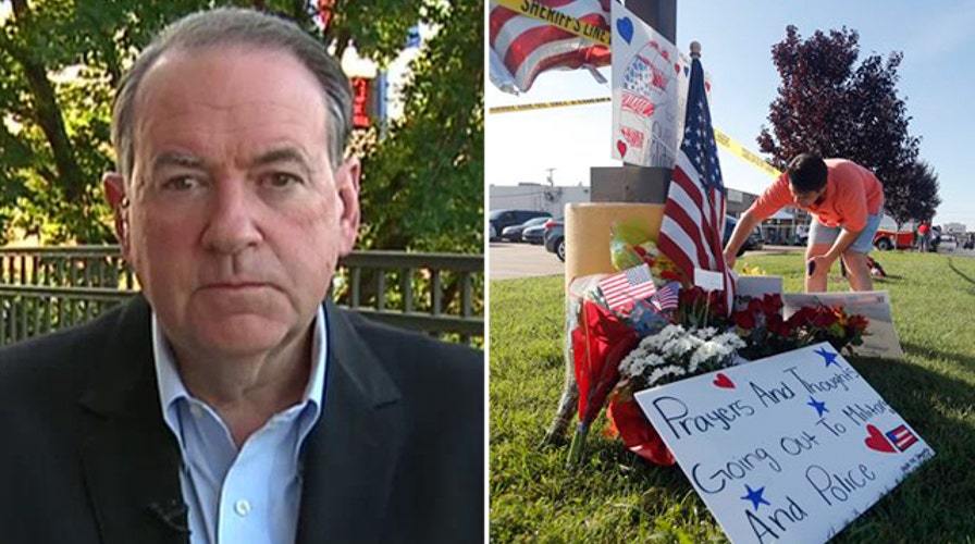 Tennessee shooting echoes 2009 attack in Little Rock