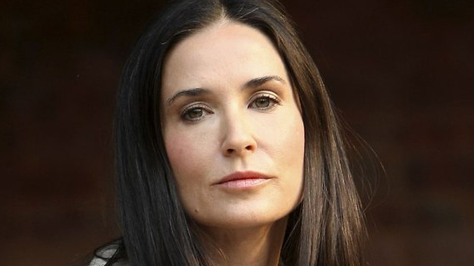 Demi Moore Reveals She S Missing Her Two Front Teeth Fox News