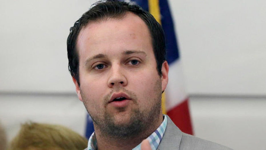 Josh Duggar's sisters want him out of their privacy lawsuit, says report | Fox News