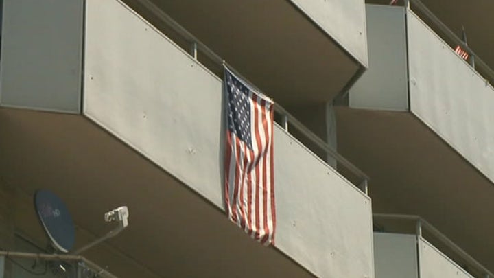 Veteran wins fight to display American flag