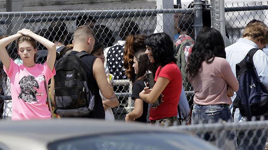 Study: Friends of the opposite-sex drag down students' GPA