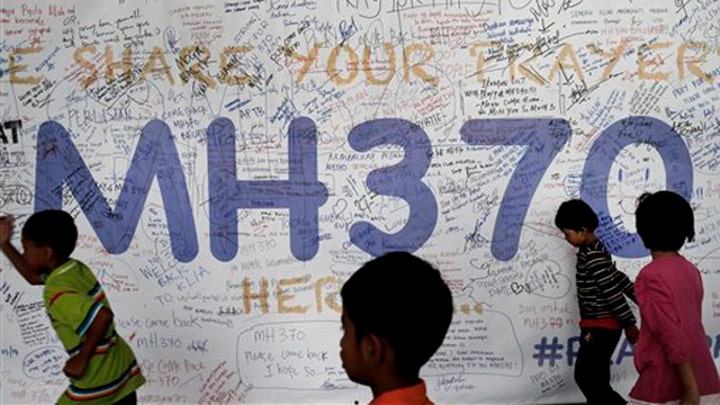 Experts say strong chance flaperon belongs to MH370