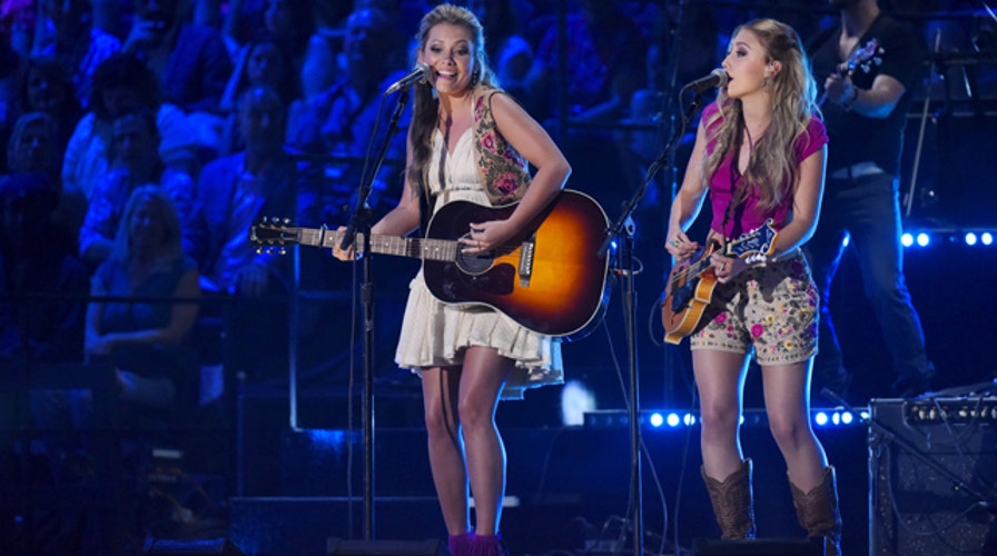 Maddie & Tae: Songs with an impact