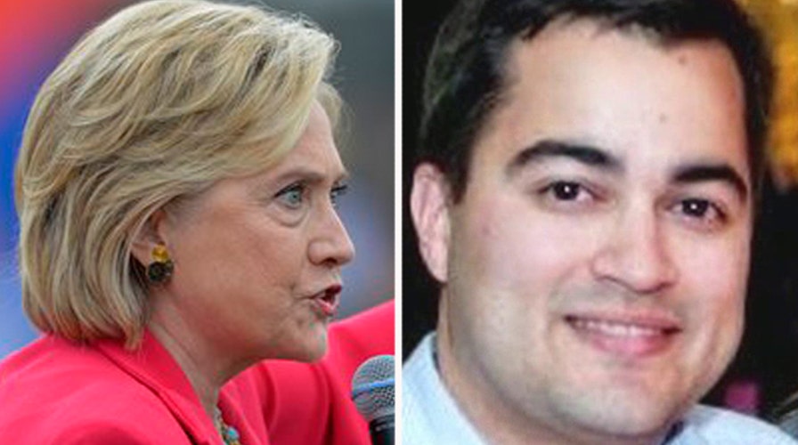 Former aide who set up Clinton's server pleads the Fifth