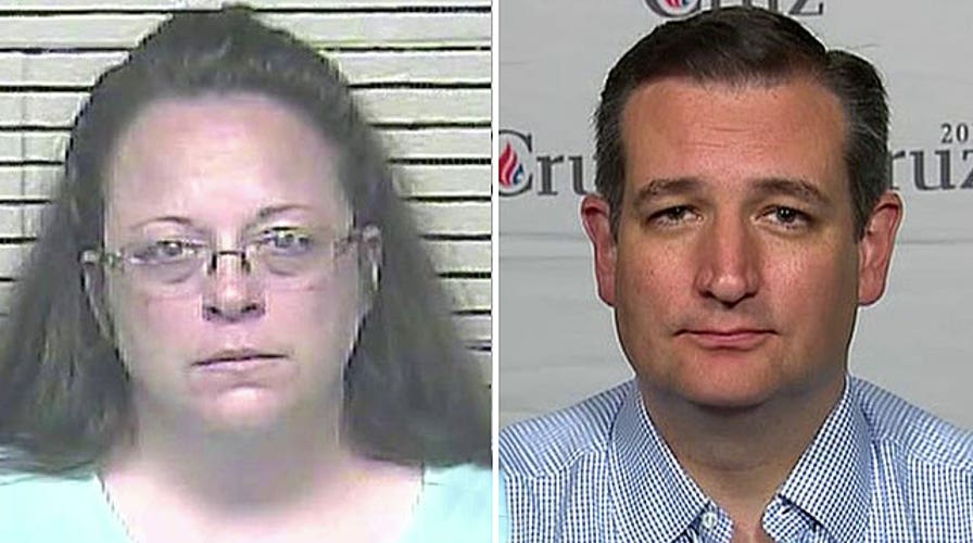 Ted Cruz 'unequivocally' stands behind defiant court clerk