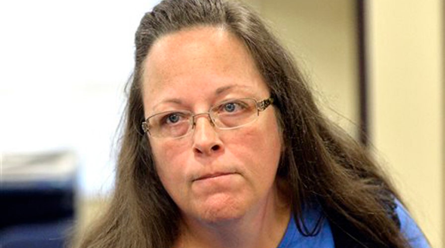 Kentucky clerk Kim Davis set to return to work