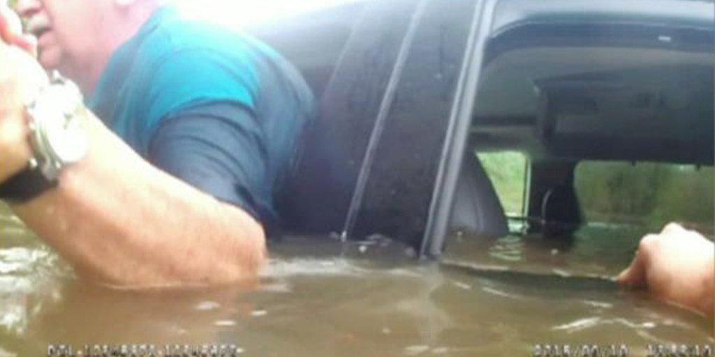 Body cam captures daring police rescue | Fox News Video