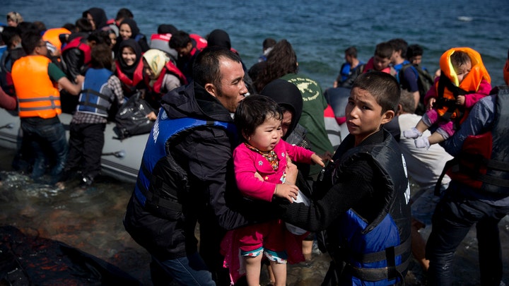 Refugees seeking asylum in Europe flood into Greece