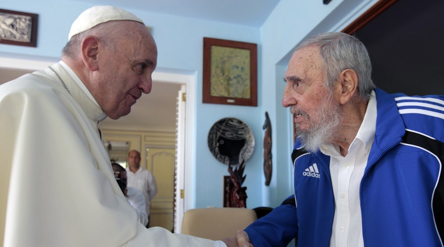 Pope Francis meets with Fidel Castro, holds mass in Cuba