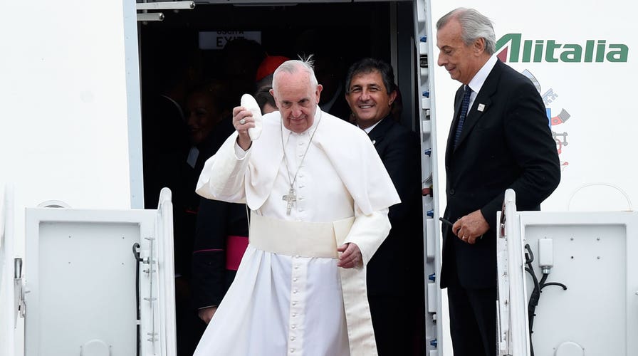 What message does Pope Francis bring to America?