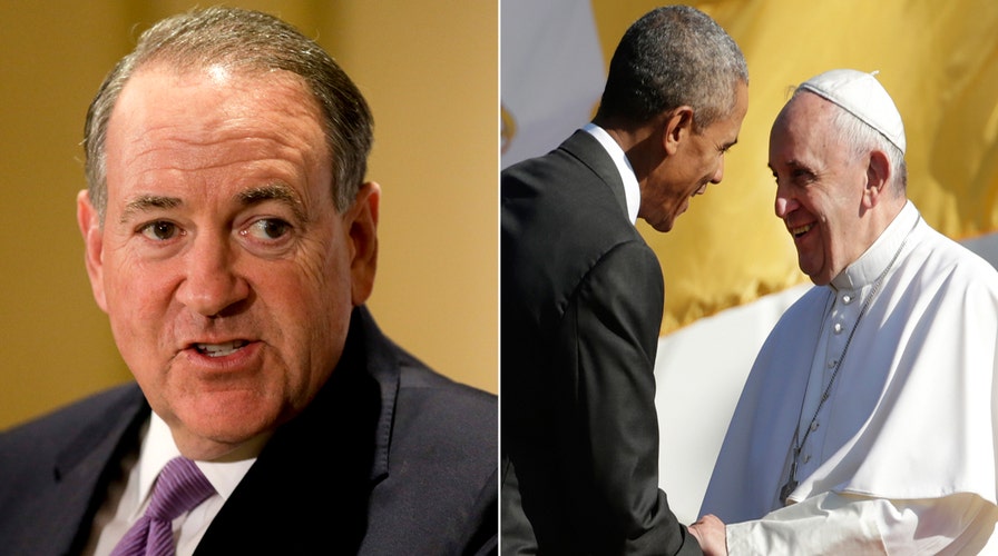 Huckabee scolds Obama for 'bad manners' during pope visit