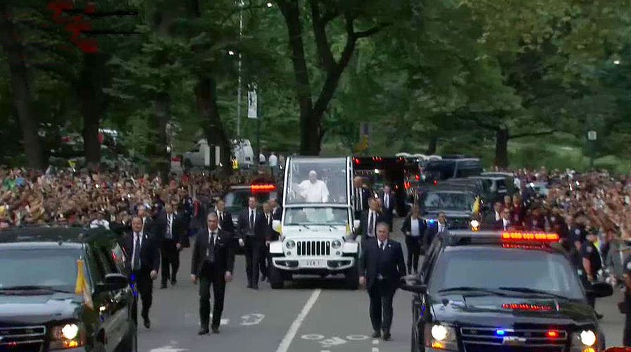 Pope greets adoring crowds in New York City's Central Park