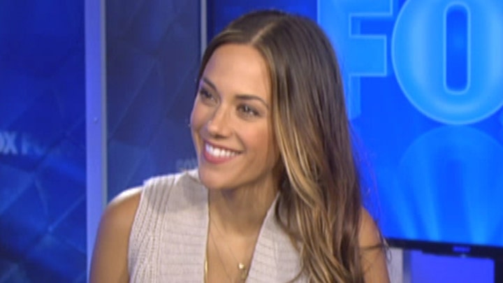 Jana Kramer turns 'thirty one'