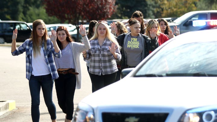 What do we know about Oregon college shooter?