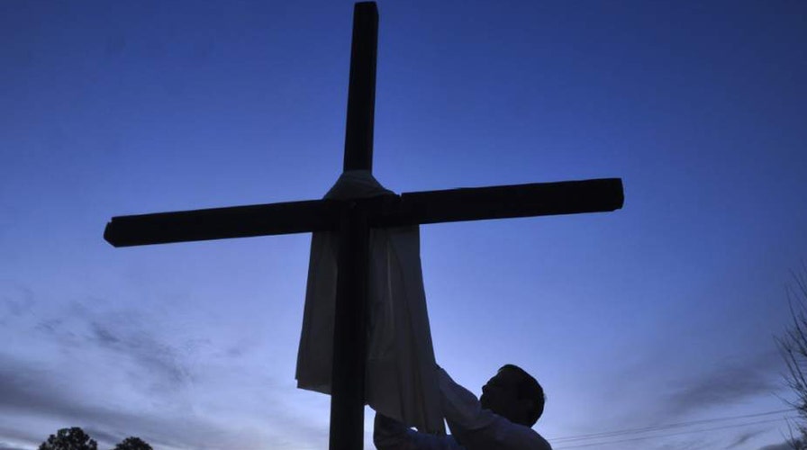 Christians in America treated like Jews in Nazi Germany?