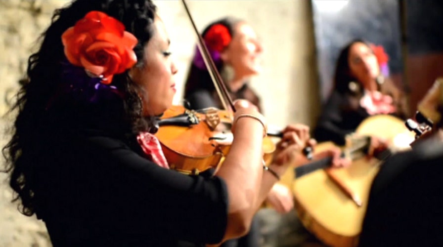 NY's first all-female mariachi band honors Hispanic heritage