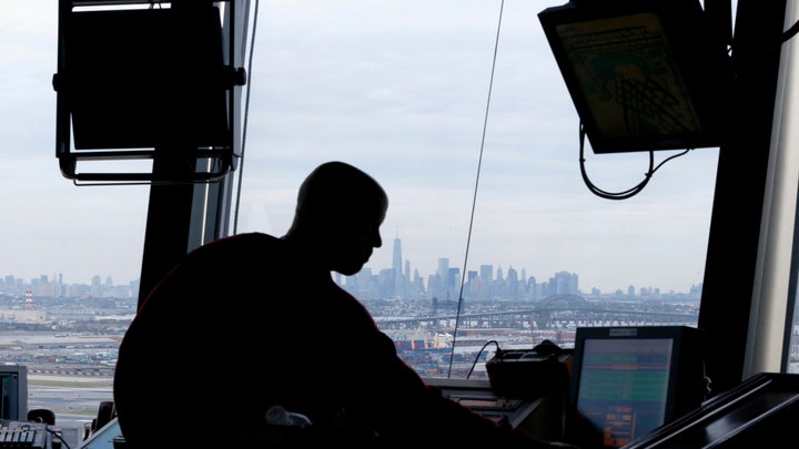 Air traffic controller shortage could lead to flight delays