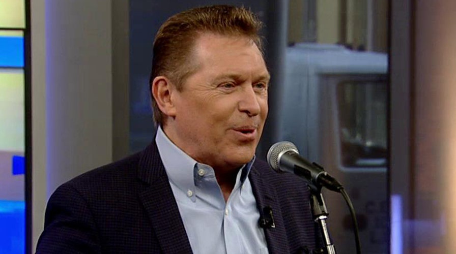 Steve Amerson sings in support of military families